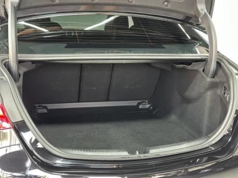 MERCEDES-BENZ C 300 2.0 16V 4P EQ BOOST TURBO H�BRIDO AMG LINE 9G-TRONIC AUTOM�TICO, Foto 11