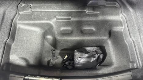 MERCEDES-BENZ C 300 2.0 16V 4P EQ BOOST TURBO H�BRIDO AMG LINE 9G-TRONIC AUTOM�TICO, Foto 16