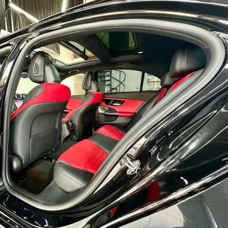 MERCEDES-BENZ C 300 2.0 16V 4P EQ BOOST TURBO H�BRIDO AMG LINE 9G-TRONIC AUTOM�TICO, Foto 31