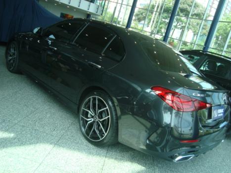 MERCEDES-BENZ C 300 2.0 16V 4P EQ BOOST TURBO H�BRIDO AMG LINE 9G-TRONIC AUTOM�TICO, Foto 3