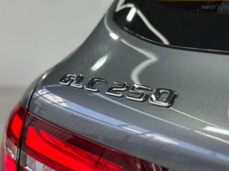 MERCEDES-BENZ GLC 250 2.0 16V 4P CGI 4MATIC 9G-TRONIC AUTOM�TICO, Foto 11