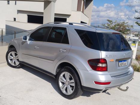 MERCEDES-BENZ ML 320 3.0 V6 24V 4P 4X4 CDI TURBO DIESEL AUTOMÁTICO, Foto 2 MERCEDES-BENZ ML 320 3.0 V6 24V 4P 4X4 CDI TURBO DIESEL AUTOMÁTICO, Foto 2