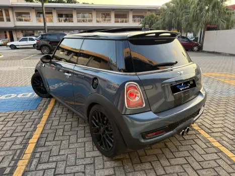 MINI Cooper 1.6 S 16V TURBO, Foto 5