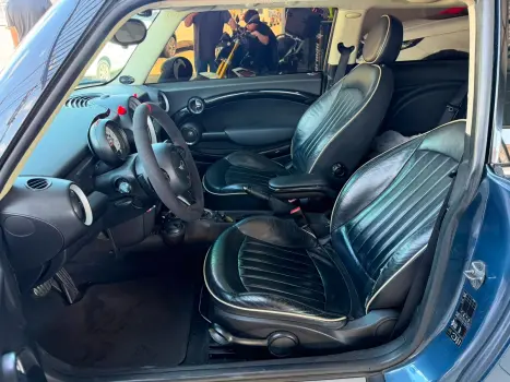 MINI Cooper 1.6 S 16V TURBO, Foto 14
