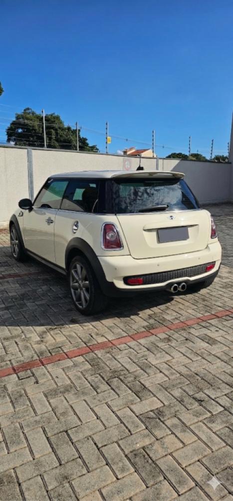 MINI Cooper 1.6 S 16V TURBO, Foto 2