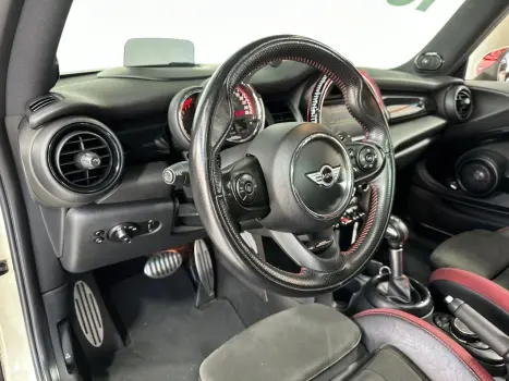 MINI John Cooper Works 2.0 16V TURBO AUTOM�TICO, Foto 29