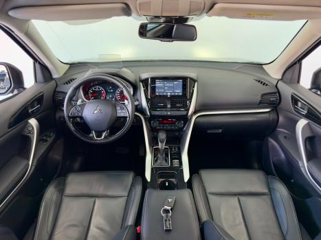 MITSUBISHI Eclipse Cross 1.5 16V 4P MIVEC HPE-S AWD TURBO AUTOM�TICO CVT, Foto 12