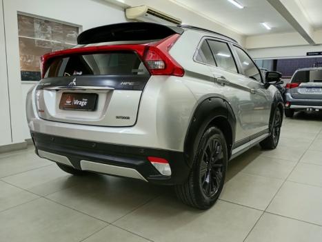 MITSUBISHI Eclipse Cross 1.5 16V 4P MIVEC HPE-S OUTDOOR S-AWC TURBO AUTOMÁTICO CVT, Foto 4