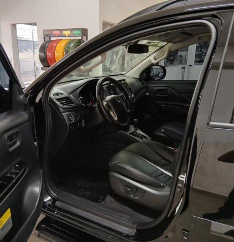 MITSUBISHI L 200 Outdoor 2.5 GLS 4X4 CABINE DUPLA TURBO DIESEL INTERCOOLER, Foto 7