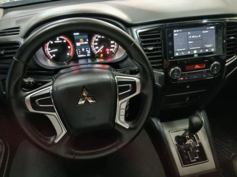 MITSUBISHI L 200 Outdoor 2.5 GLS 4X4 CABINE DUPLA TURBO DIESEL INTERCOOLER, Foto 9