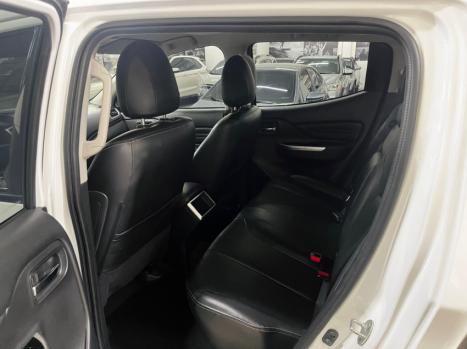 MITSUBISHI L 200 Triton 2.4 16V SPORT HPE-S 4X4 CABINE DUPLA TURBO DIESEL AUTOMTICO, Foto 10