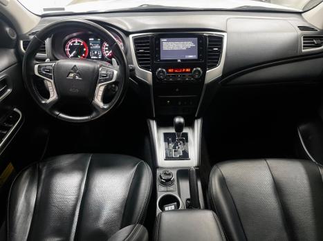 MITSUBISHI L 200 Triton 2.4 16V SPORT HPE-S 4X4 CABINE DUPLA TURBO DIESEL AUTOMTICO, Foto 11