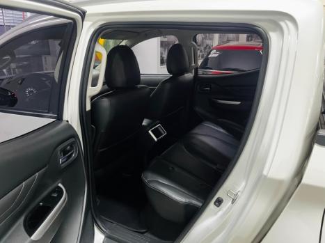 MITSUBISHI L 200 Triton 2.4 16V SPORT HPE-S 4X4 CABINE DUPLA TURBO DIESEL AUTOMTICO, Foto 10