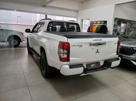 MITSUBISHI L 200 Triton 2.4 16V SPORT HPE 4X4 CABINE DUPLA TURBO DIESEL AUTOM�TICO, Foto 2