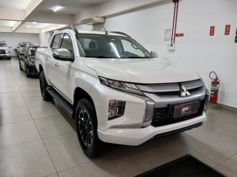 MITSUBISHI L 200 Triton 2.4 16V SPORT HPE 4X4 CABINE DUPLA TURBO DIESEL AUTOM�TICO, Foto 5