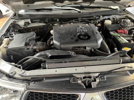 MITSUBISHI L 200 Triton 3.2 16V HPE 4X4 CABINE DUPLA TURBO DIESEL INTERCOOLER, Foto 5