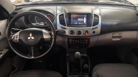 MITSUBISHI L 200 Triton 3.2 16V HPE 4X4 CABINE DUPLA TURBO DIESEL INTERCOOLER, Foto 11