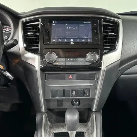 MITSUBISHI L 200 Triton 2.4 16V SPORT HPE TOP 4X4 CABINE DUPLA TURBO DIESEL AUTOM�TICO, Foto 20