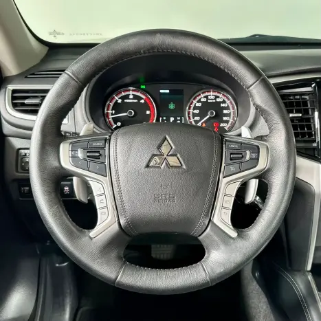 MITSUBISHI L 200 Triton 2.4 16V SPORT HPE TOP 4X4 CABINE DUPLA TURBO DIESEL AUTOM�TICO, Foto 21