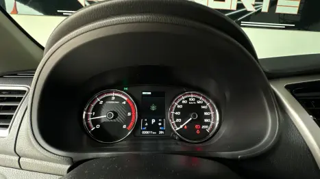 MITSUBISHI L 200 Triton 2.4 16V SPORT HPE TOP 4X4 CABINE DUPLA TURBO DIESEL AUTOM�TICO, Foto 26