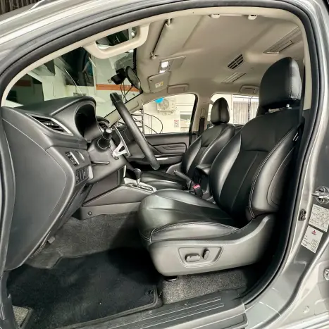 MITSUBISHI L 200 Triton 2.4 16V SPORT HPE TOP 4X4 CABINE DUPLA TURBO DIESEL AUTOM�TICO, Foto 33