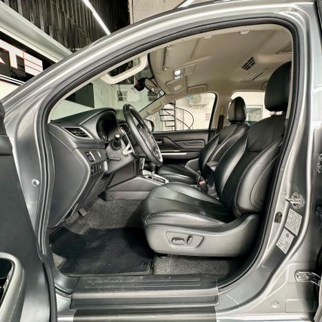 MITSUBISHI L 200 Triton 2.4 16V SPORT HPE TOP 4X4 CABINE DUPLA TURBO DIESEL AUTOM�TICO, Foto 36