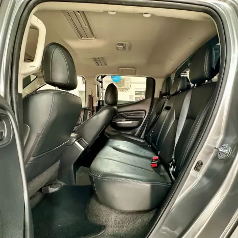 MITSUBISHI L 200 Triton 2.4 16V SPORT HPE TOP 4X4 CABINE DUPLA TURBO DIESEL AUTOM�TICO, Foto 40