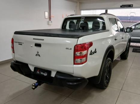 MITSUBISHI L 200 Triton 2.4 16V SPORT GLS CABINE DUPLA TURBO DIESEL AUTOM�TICO, Foto 4