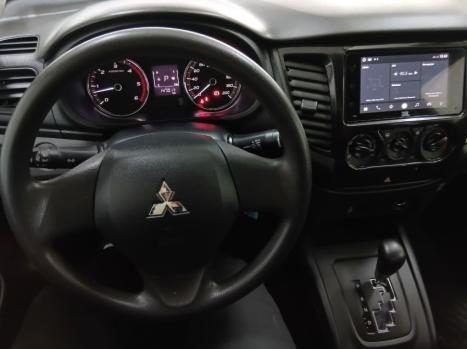 MITSUBISHI L 200 Triton 2.4 16V SPORT GLS CABINE DUPLA TURBO DIESEL AUTOM�TICO, Foto 9