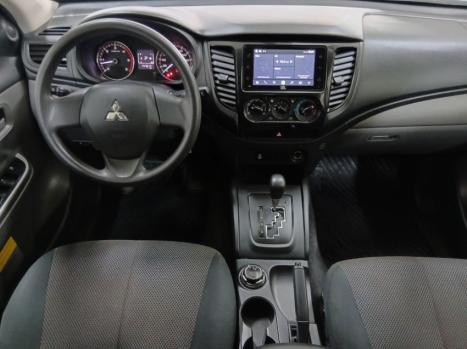 MITSUBISHI L 200 Triton 2.4 16V SPORT GLS CABINE DUPLA TURBO DIESEL AUTOM�TICO, Foto 11