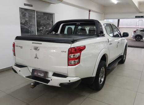 MITSUBISHI L 200 Triton 2.4 16V SPORT HPE 4X4 CABINE DUPLA TURBO DIESEL AUTOM�TICO, Foto 4