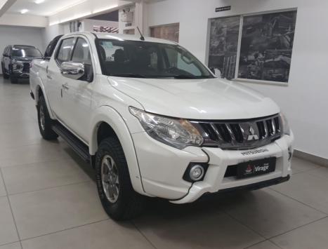 MITSUBISHI L 200 Triton 2.4 16V SPORT HPE 4X4 CABINE DUPLA TURBO DIESEL AUTOM�TICO, Foto 5