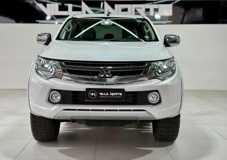 MITSUBISHI L 200 Triton 2.4 16V SPORT HPE-S 4X4 CABINE DUPLA TURBO DIESEL AUTOM�TICO, Foto 2