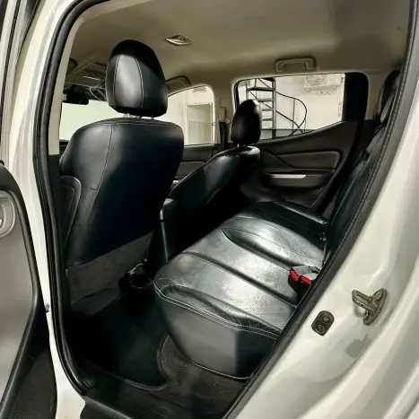 MITSUBISHI L 200 Triton 2.4 16V SPORT HPE-S 4X4 CABINE DUPLA TURBO DIESEL AUTOM�TICO, Foto 21