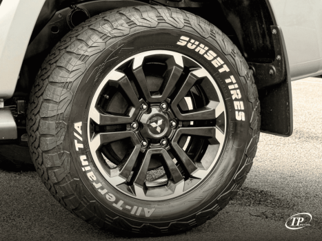 MITSUBISHI L 200 Triton 2.4 16V SPORT HPE 4X4 CABINE DUPLA TURBO DIESEL AUTOMÁTICO, Foto 16