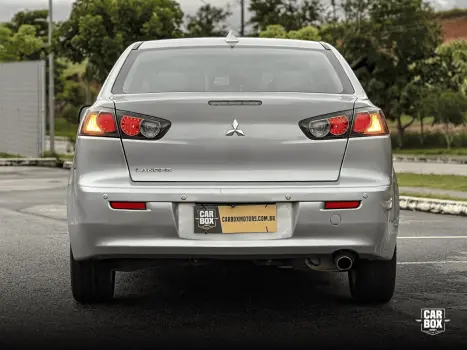 MITSUBISHI Lancer 2.0 16V 4P AUTOMÁTICO, Foto 5