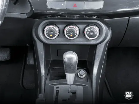 MITSUBISHI Lancer 2.0 16V 4P AUTOMÁTICO, Foto 10