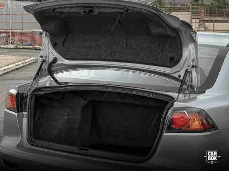 MITSUBISHI Lancer 2.0 16V 4P AUTOMÁTICO, Foto 14
