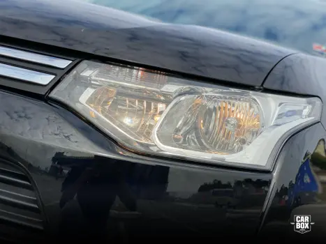 MITSUBISHI Outlander 2.0 16V 4P AUTOM�TICO, Foto 6