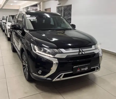 MITSUBISHI Outlander 3.0 V6 24V 4P HPE-S AWD AUTOM�TICO, Foto 5