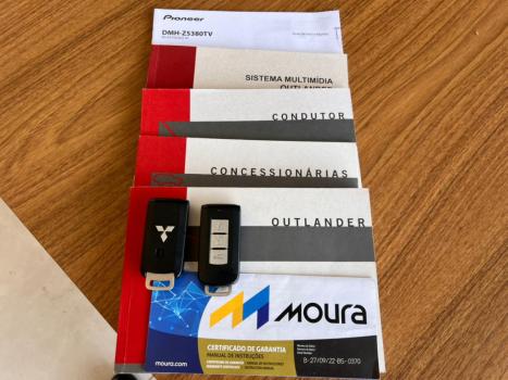 MITSUBISHI Outlander 3.0 V6 24V 4P GT 4X4 AUTOM�TICO, Foto 7