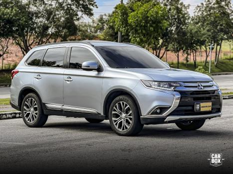 MITSUBISHI Outlander 2.0 16V 4P AUTOM�TICO, Foto 3