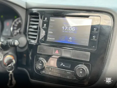 MITSUBISHI Outlander 2.0 16V 4P AUTOM�TICO, Foto 12