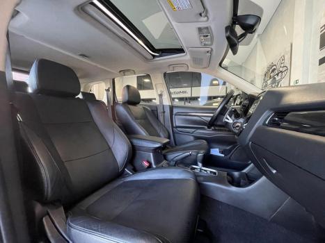 MITSUBISHI Outlander 2.0 16V 4P AUTOM�TICO, Foto 9