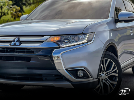 MITSUBISHI Outlander 2.0 16V 4P AUTOM�TICO, Foto 2