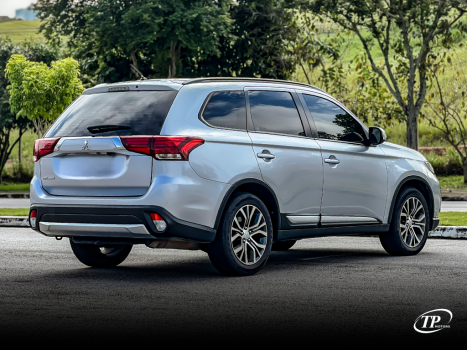 MITSUBISHI Outlander 2.0 16V 4P AUTOM�TICO, Foto 6