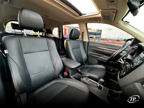 MITSUBISHI Outlander 2.0 16V 4P AUTOM�TICO, Foto 9