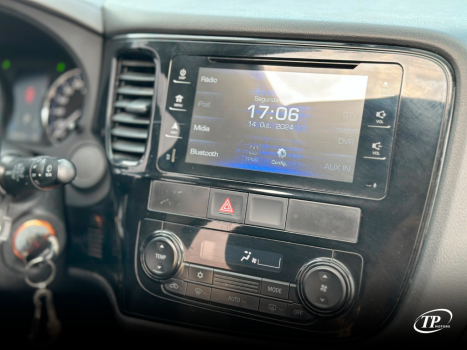 MITSUBISHI Outlander 2.0 16V 4P AUTOM�TICO, Foto 11