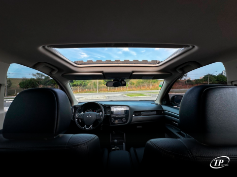 MITSUBISHI Outlander 2.0 16V 4P AUTOM�TICO, Foto 14