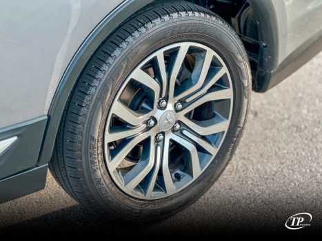 MITSUBISHI Outlander 2.0 16V 4P AUTOM�TICO, Foto 16